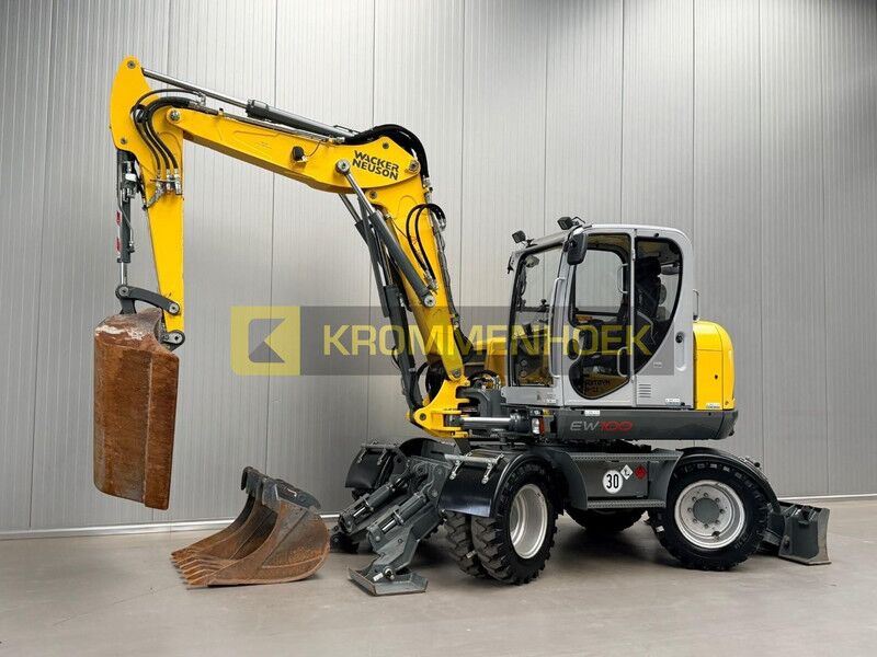 WACKER NEUSON EW 100 Powertilt - Excavadora de ruedas: foto 2 WACKER NEUSON EW 100 Powertilt - Excavadora de ruedas: foto 2