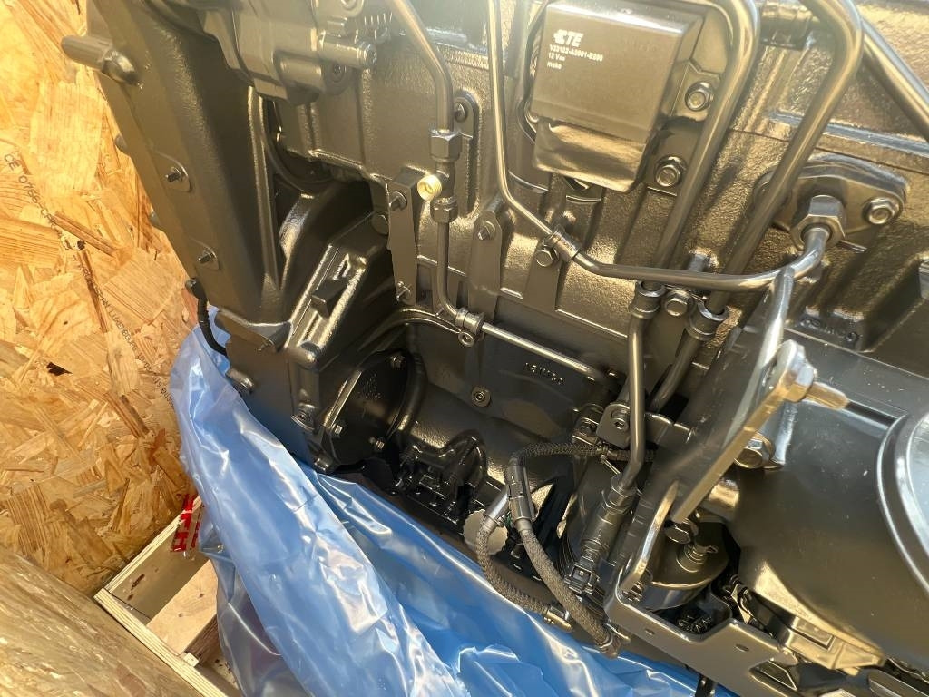 CNH Moteur - FPT Cursor 9 - F2CFE613G - Motor para Maquinaria agrícola: foto 4 CNH Moteur - FPT Cursor 9 - F2CFE613G - Motor para Maquinaria agrícola: foto 4