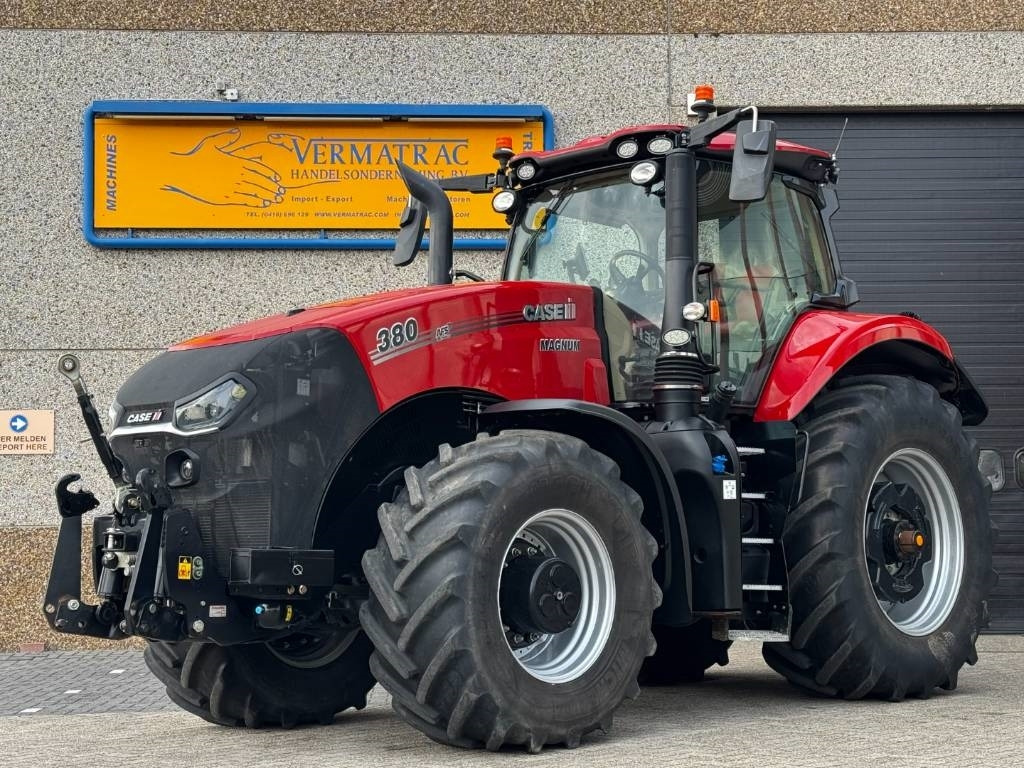 Case IH MAGNUM 380 CVX, AFS Connect, Relevage Avant, 1750 - Tractor: foto 1 Case IH MAGNUM 380 CVX, AFS Connect, Relevage Avant, 1750 - Tractor: foto 1