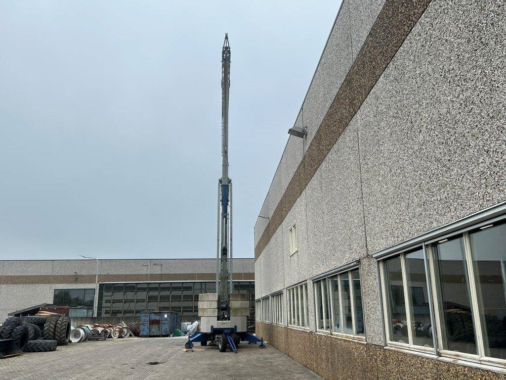 Grúa torre Soima Construction crane SOIMA SGH 19x28 - 28 mete: foto 9 Grúa torre Soima Construction crane SOIMA SGH 19x28 - 28 mete: foto 9