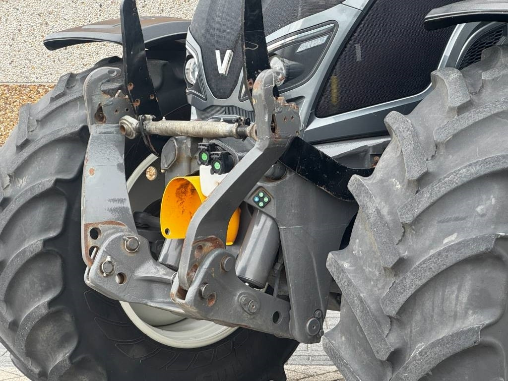 Valtra N174D, Frontlinkage + PTO, Frontloader, 3846 hours - Tractor: foto 4 Valtra N174D, Frontlinkage + PTO, Frontloader, 3846 hours - Tractor: foto 4