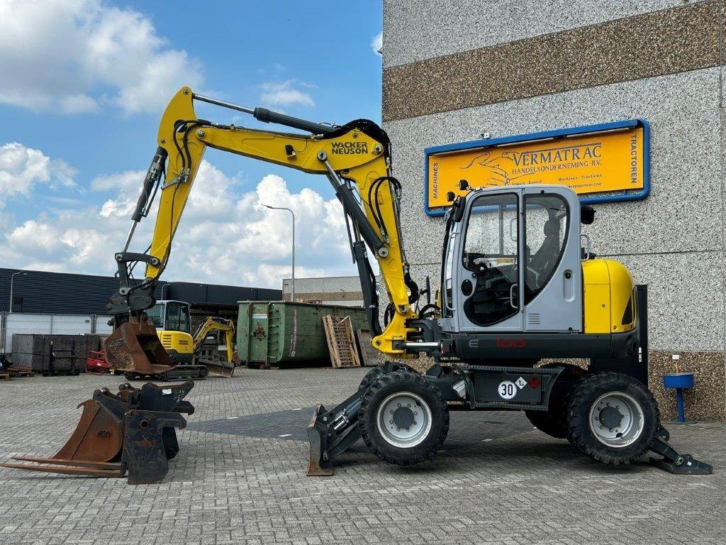 Wacker Neuson EW100 – 1376 hours – 2019!! - Excavadora de ruedas: foto 1 Wacker Neuson EW100 – 1376 hours – 2019!! - Excavadora de ruedas: foto 1