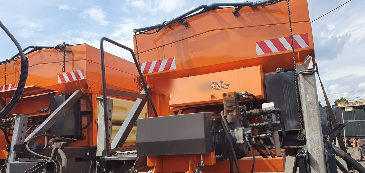 Küpper-Weisser IMSSN 7m3 - Esparcidor de sal para Vehículo municipal: foto 3 Küpper-Weisser IMSSN 7m3 - Esparcidor de sal para Vehículo municipal: foto 3