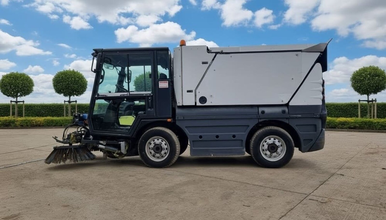 SCHMIDT Swingo 200+ - Barredora vial: foto 2 SCHMIDT Swingo 200+ - Barredora vial: foto 2