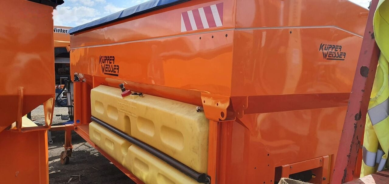 Schmidt KUPPER WEISSER 7m3 - Esparcidor de sal para Vehículo municipal: foto 4 Schmidt KUPPER WEISSER 7m3 - Esparcidor de sal para Vehículo municipal: foto 4