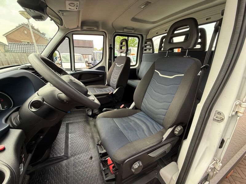 Iveco Daily 40C16 Hi Matic Be Trekker 8 Ton Dubbel Cabine Euro 6 AC COC - Cabeza tractora: foto 4 Iveco Daily 40C16 Hi Matic Be Trekker 8 Ton Dubbel Cabine Euro 6 AC COC - Cabeza tractora: foto 4
