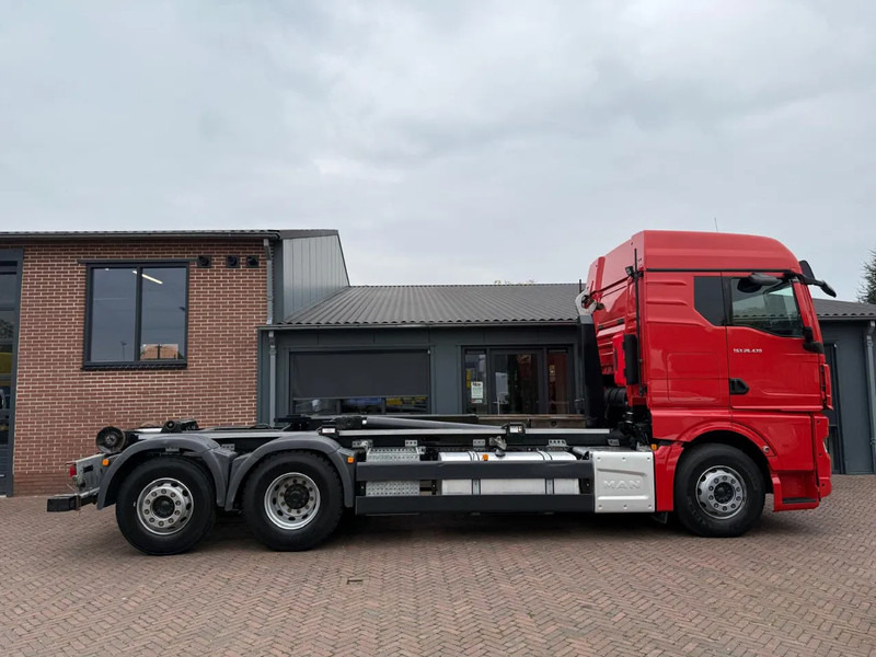MAN TGX 26.470 Haakarm 21Ton VDL Sleepcabine Retarder Fridge - Portacontenedore/ Intercambiable camión: foto 2 MAN TGX 26.470 Haakarm 21Ton VDL Sleepcabine Retarder Fridge - Portacontenedore/ Intercambiable camión: foto 2