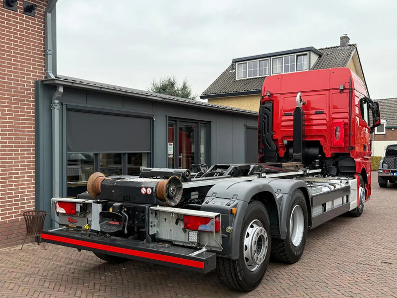 MAN TGX 26.470 Haakarm VDL 21.T XLX Bed Fridge Smart Select Only 133.000KM! - Portacontenedore/ Intercambiable camión: foto 2 MAN TGX 26.470 Haakarm VDL 21.T XLX Bed Fridge Smart Select Only 133.000KM! - Portacontenedore/ Intercambiable camión: foto 2