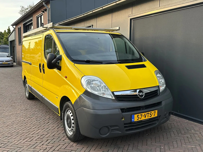 Opel Vivaro 2.0CDTI 84KW 2.9 TON L2H1 3ZITS AIRCO IMPERIAL - Furgoneta pequeña: foto 1 Opel Vivaro 2.0CDTI 84KW 2.9 TON L2H1 3ZITS AIRCO IMPERIAL - Furgoneta pequeña: foto 1