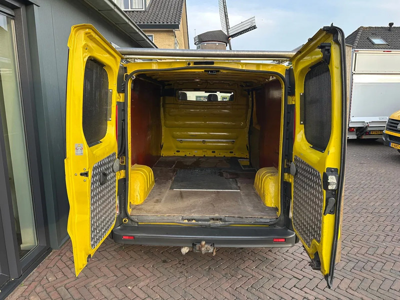 Opel Vivaro 2.0CDTI 84KW 2.9 TON L2H1 3ZITS AIRCO IMPERIAL - Furgoneta pequeña: foto 5 Opel Vivaro 2.0CDTI 84KW 2.9 TON L2H1 3ZITS AIRCO IMPERIAL - Furgoneta pequeña: foto 5