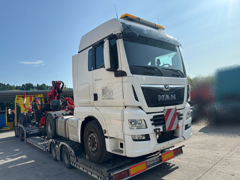 MAN TGX 18.500 4X4 Hydrodrive OKVARA MOTORJA - Cabeza tractora: foto 1 MAN TGX 18.500 4X4 Hydrodrive OKVARA MOTORJA - Cabeza tractora: foto 1