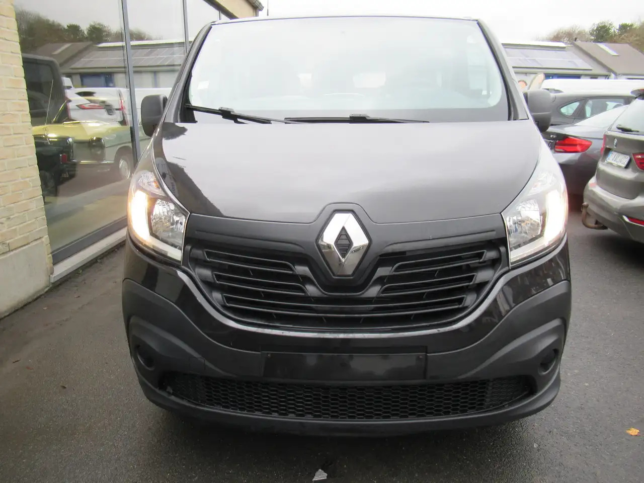 Renault Trafic DBLE CAB L2 AIRCO NAVI CRUISE 14800€+TVA - Furgoneta combi: foto 3 Renault Trafic DBLE CAB L2 AIRCO NAVI CRUISE 14800€+TVA - Furgoneta combi: foto 3