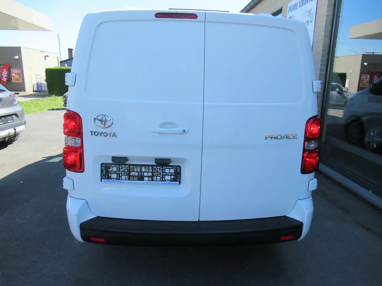 Toyota Proace 2.0 D-4D Long Comfort 11550€+TVA/BTW - Furgón: foto 4 Toyota Proace 2.0 D-4D Long Comfort 11550€+TVA/BTW - Furgón: foto 4