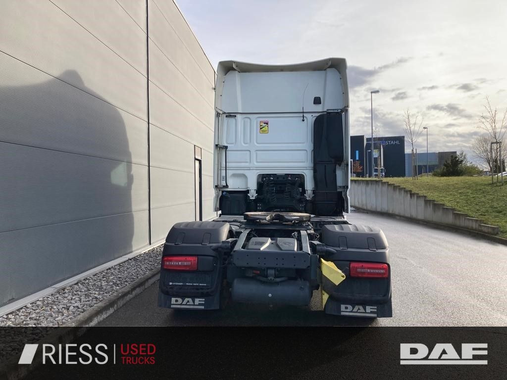 DAF XF 480 FT Super Space Cab Intarder / Nebenantrie DAF XF 480 FT Super Space Cab Intarder / Nebenantrie - Cabeza tractora: foto 5 DAF XF 480 FT Super Space Cab Intarder / Nebenantrie DAF XF 480 FT Super Space Cab Intarder / Nebenantrie - Cabeza tractora: foto 5