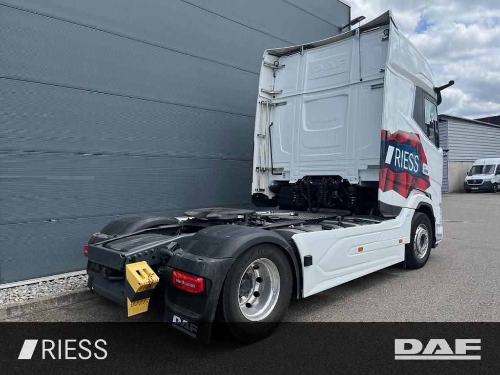 DAF XG+ 530 FT Alcoa Leder Intarder Standklima Hydra DAF XG+ 530 FT Alcoa Leder Intarder Standklima Hydra - Cabeza tractora: foto 3 DAF XG+ 530 FT Alcoa Leder Intarder Standklima Hydra DAF XG+ 530 FT Alcoa Leder Intarder Standklima Hydra - Cabeza tractora: foto 3