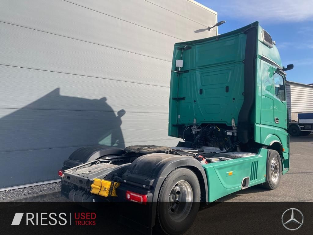 Mercedes-Benz Actros 1853 LS Giga Space Alcoa Hydraulik Navi Mercedes-Benz Actros 1853 LS Giga Space Alcoa Hydraulik Navi - Cabeza tractora: foto 2 Mercedes-Benz Actros 1853 LS Giga Space Alcoa Hydraulik Navi Mercedes-Benz Actros 1853 LS Giga Space Alcoa Hydraulik Navi - Cabeza tractora: foto 2