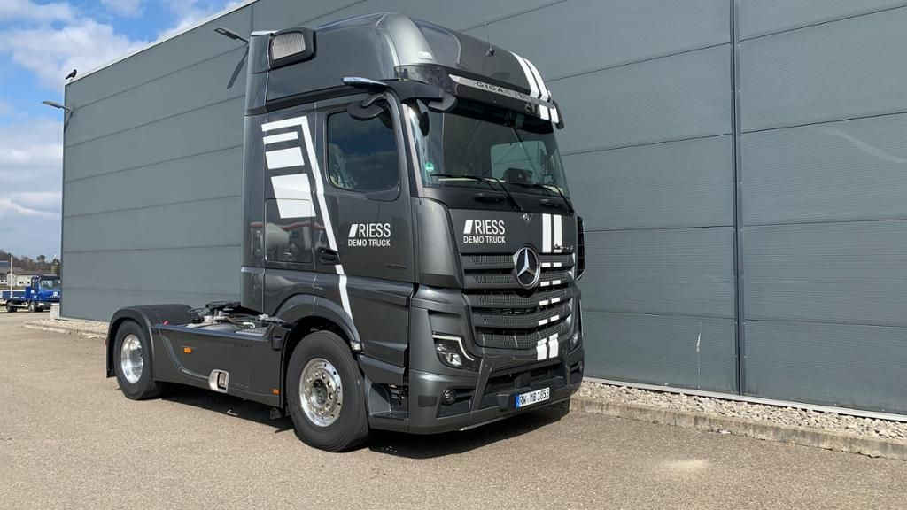 Mercedes-Benz Actros 1853 LS Schubbodenhydraulik AUT LM - Cabeza tractora: foto 1 Mercedes-Benz Actros 1853 LS Schubbodenhydraulik AUT LM - Cabeza tractora: foto 1