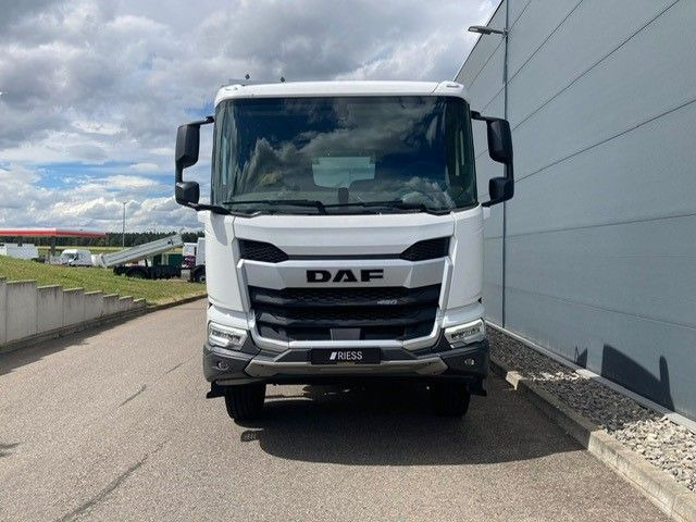 DAF XD 450 FAD 8x4 Meiller Trigenius Bordmatik - Volquete camión: foto 2 DAF XD 450 FAD 8x4 Meiller Trigenius Bordmatik - Volquete camión: foto 2