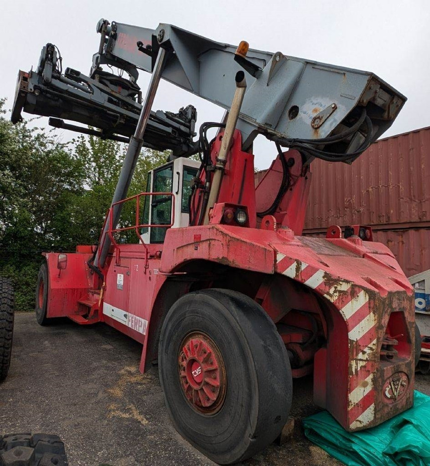 CVS Ferrari F377.5 PB - Reach stacker: foto 4 CVS Ferrari F377.5 PB - Reach stacker: foto 4