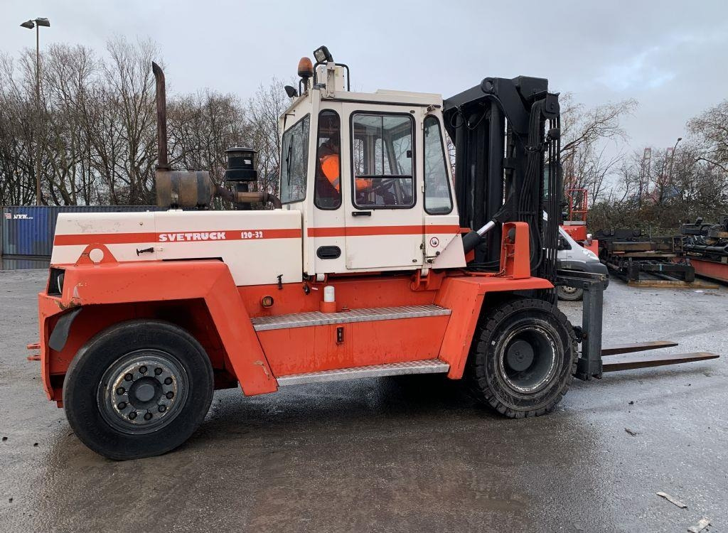 Svetruck 13,6-120-32 - Carretilla elevadora diésel: foto 5 Svetruck 13,6-120-32 - Carretilla elevadora diésel: foto 5