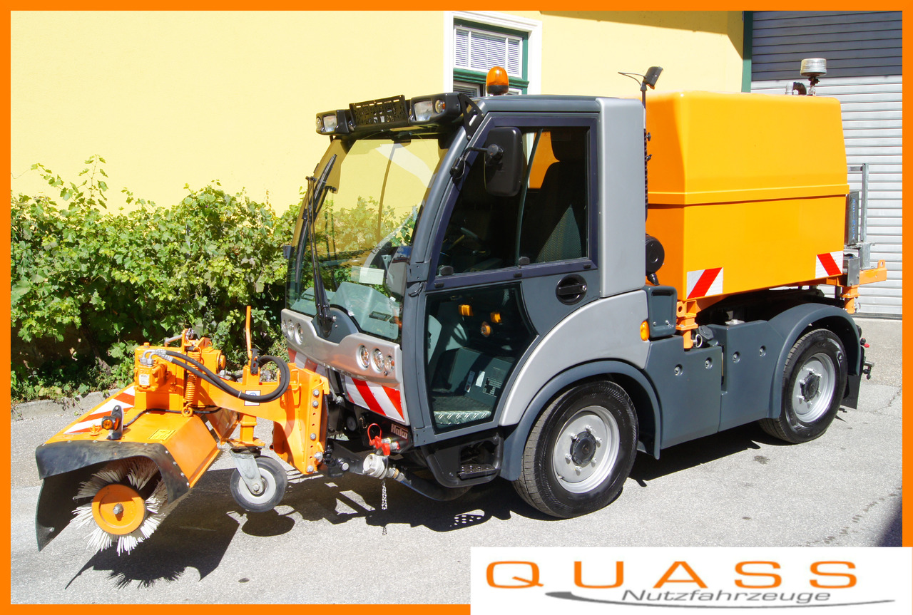MULTICAR TREMO X56 Carrier CS/4x4/Euro 5/Besen/Wasserfass - Volquete furgoneta: foto 1 MULTICAR TREMO X56 Carrier CS/4x4/Euro 5/Besen/Wasserfass - Volquete furgoneta: foto 1