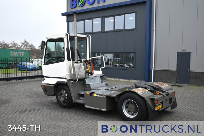 Terberg YT222 4x2 | TERMINAL TRUCK * NL KENTEKEN - Tractor industrial: foto 3 Terberg YT222 4x2 | TERMINAL TRUCK * NL KENTEKEN - Tractor industrial: foto 3
