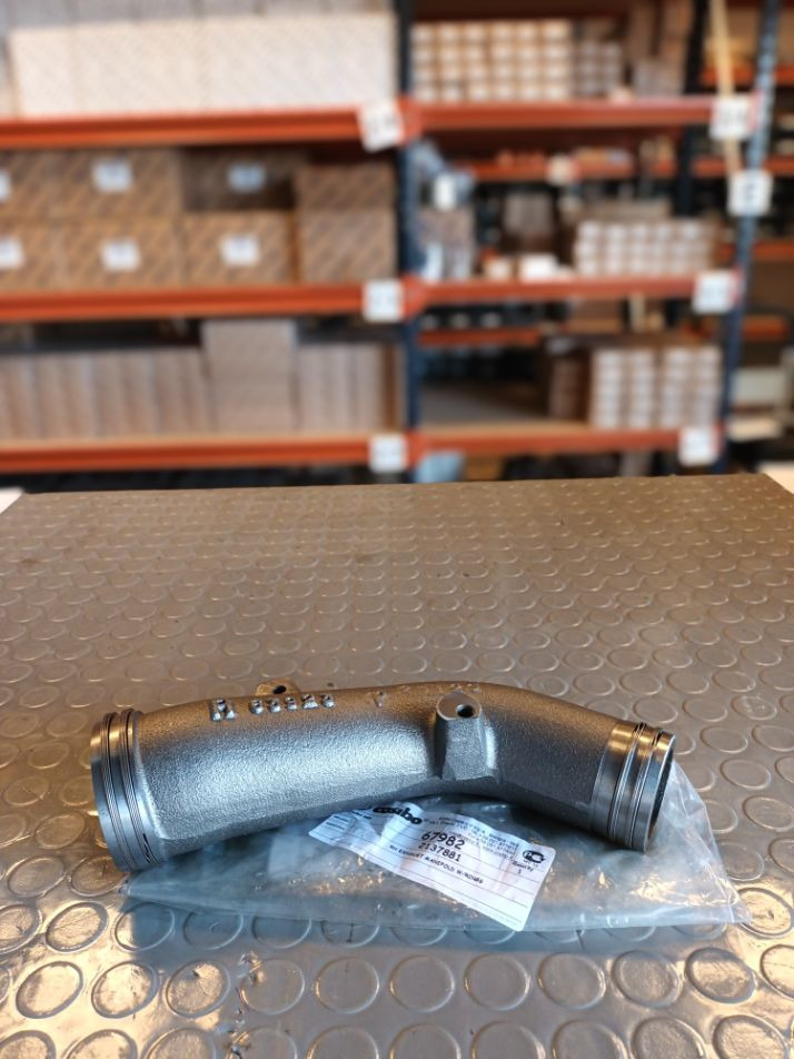 SCANIA EXHAUST MANIFOLD - COS67982 - Colector de escape para Camión: foto 1 SCANIA EXHAUST MANIFOLD - COS67982 - Colector de escape para Camión: foto 1