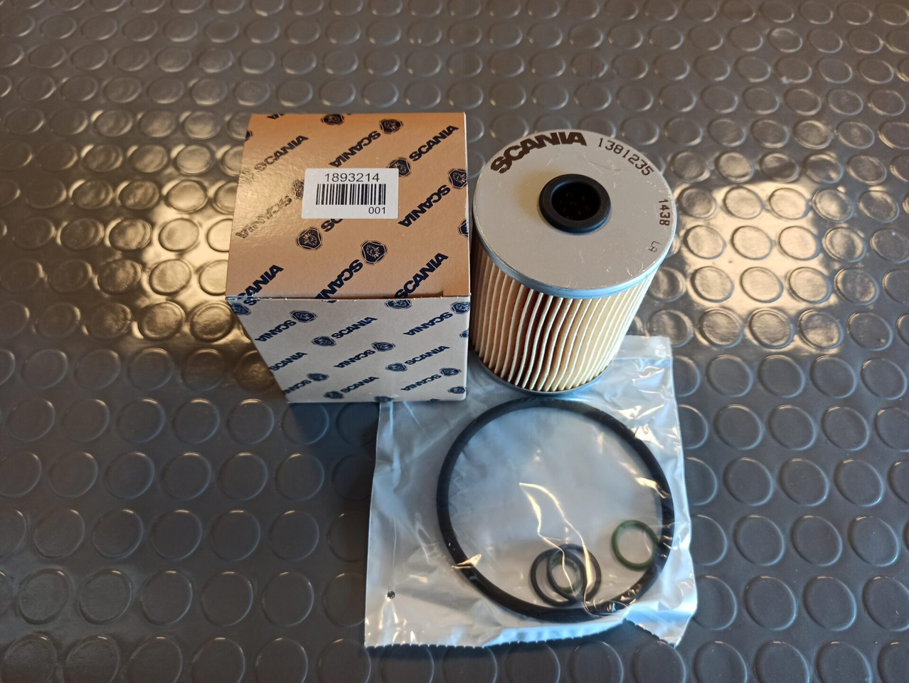 SCANIA MAINTENANCE KIT RETARDER - 1893214 - Caja de cambios y piezas para Camión: foto 1 SCANIA MAINTENANCE KIT RETARDER - 1893214 - Caja de cambios y piezas para Camión: foto 1