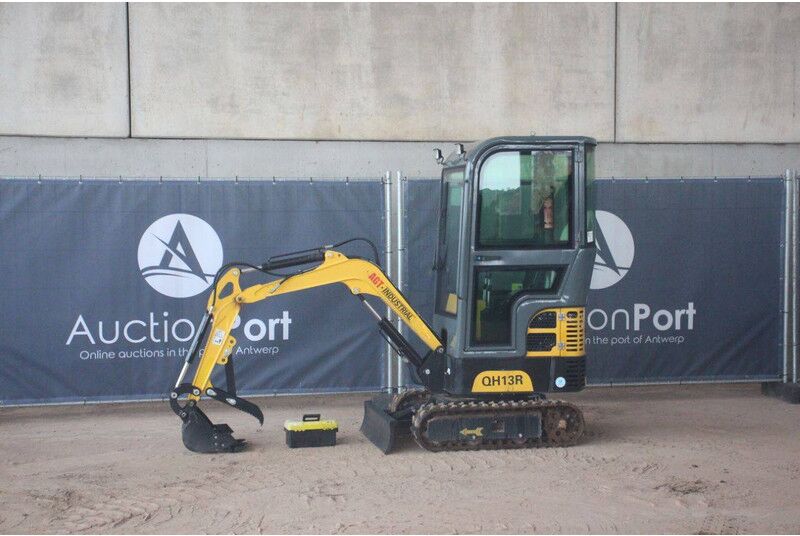 AGT Industrial QH13R - Miniexcavadora: foto 1 AGT Industrial QH13R - Miniexcavadora: foto 1