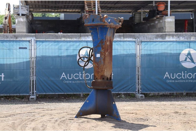 ARDEN AB1350 - Martillo hidráulico: foto 1 ARDEN AB1350 - Martillo hidráulico: foto 1