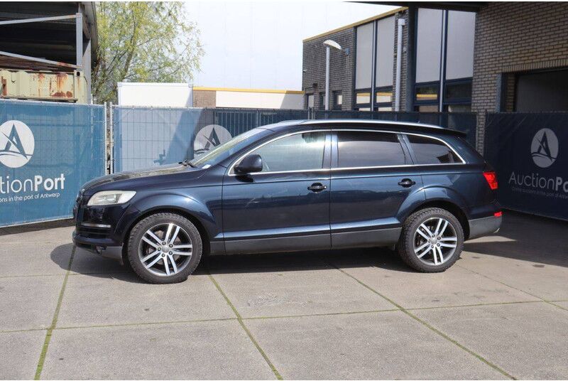 Audi Q7 - Sedan: foto 1 Audi Q7 - Sedan: foto 1