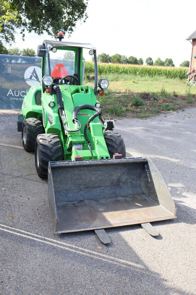 Cargadora de ruedas Avant M735: foto 7