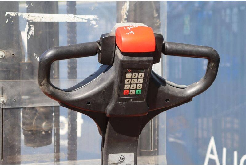 Apilador BT SPE160L: foto 14 Apilador BT SPE160L: foto 14