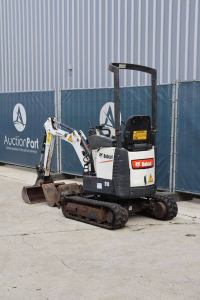 Bobcat E10 - Miniexcavadora: foto 4 Bobcat E10 - Miniexcavadora: foto 4