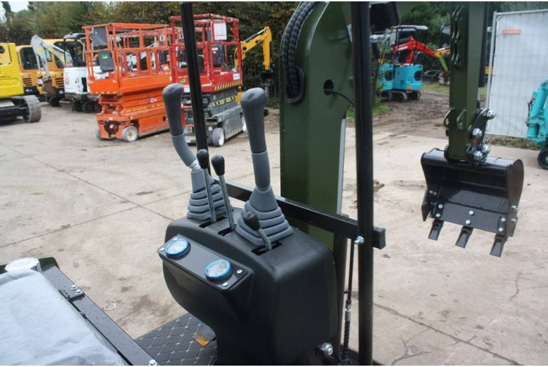 COLT KV13 - Miniexcavadora: foto 5 COLT KV13 - Miniexcavadora: foto 5