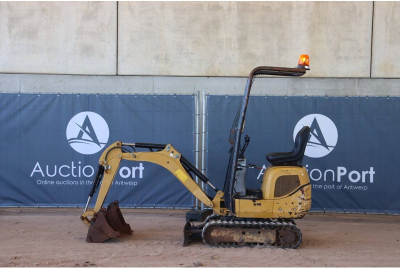 Caterpillar 300.9D - Miniexcavadora: foto 2 Caterpillar 300.9D - Miniexcavadora: foto 2