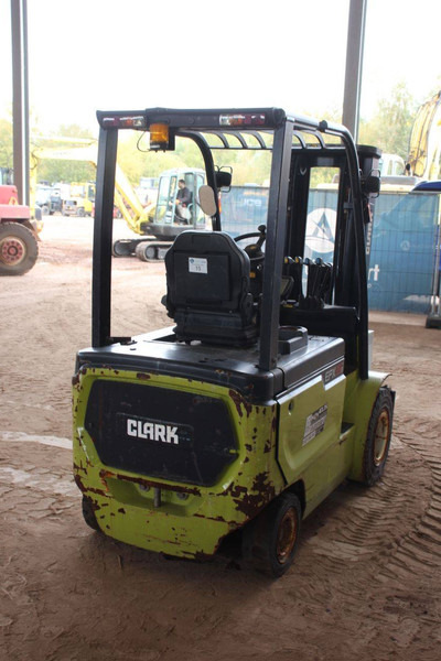 Clark EPX25i - Carretilla elevadora eléctrica: foto 5 Clark EPX25i - Carretilla elevadora eléctrica: foto 5