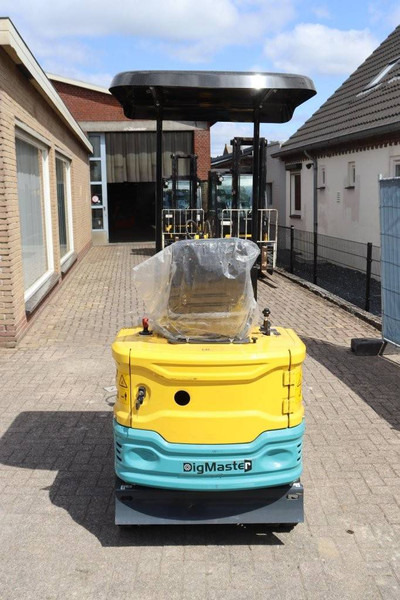 DigMaster DM100 - Miniexcavadora: foto 5 DigMaster DM100 - Miniexcavadora: foto 5