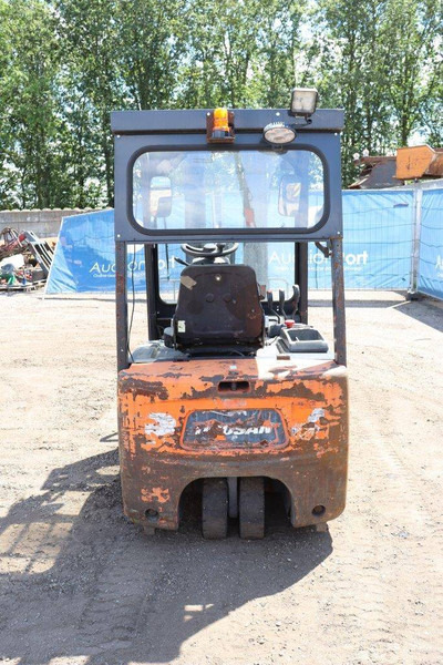 Doosan B15T-5 - Carretilla elevadora eléctrica: foto 5 Doosan B15T-5 - Carretilla elevadora eléctrica: foto 5