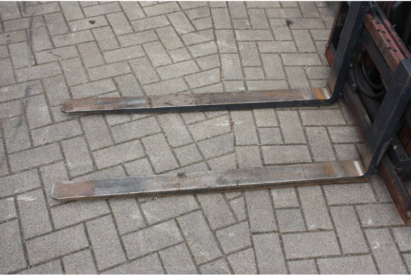 Carretilla elevadora eléctrica Fenwick-Linde E16H-02: foto 10