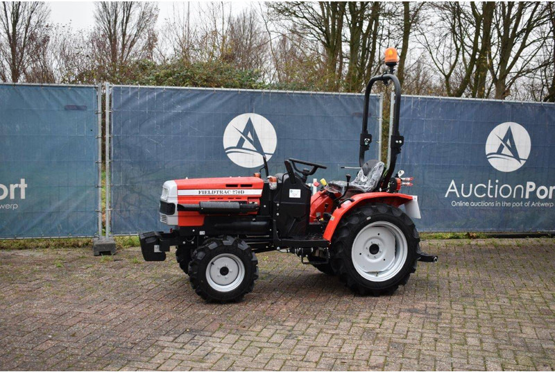 Field Trac 270D - Tractor: foto 1 Field Trac 270D - Tractor: foto 1