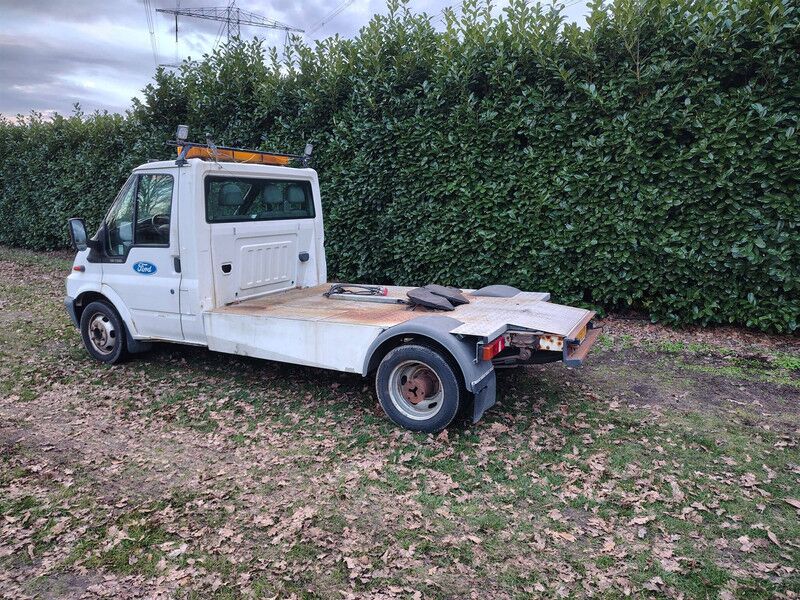 Ford Transit 350M DL CC 2.4 - Furgón: foto 4 Ford Transit 350M DL CC 2.4 - Furgón: foto 4