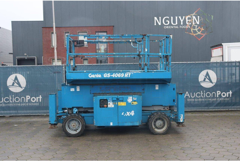 Genie GS-4069 RT - Plataforma de tijeras: foto 2 Genie GS-4069 RT - Plataforma de tijeras: foto 2