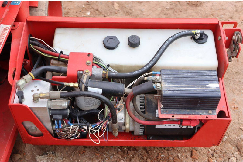 Plataforma de tijeras Genie GS2632: foto 17 Plataforma de tijeras Genie GS2632: foto 17