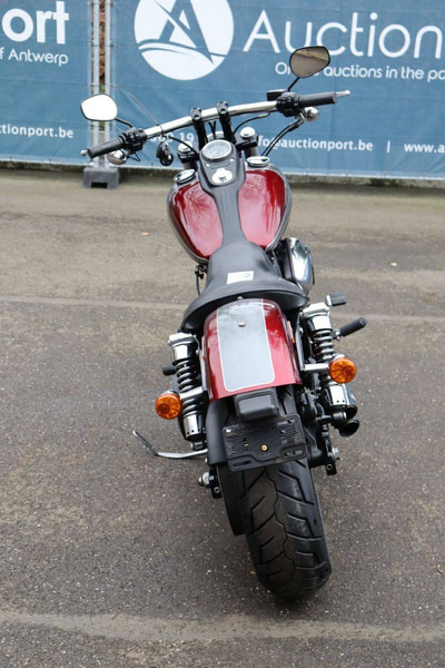 Harley-Davidson Dyna Street Bob - Motocicleta: foto 5 Harley-Davidson Dyna Street Bob - Motocicleta: foto 5