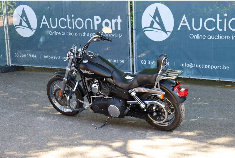 Harley-Davidson Dyna Street Bob - Motocicleta: foto 3 Harley-Davidson Dyna Street Bob - Motocicleta: foto 3