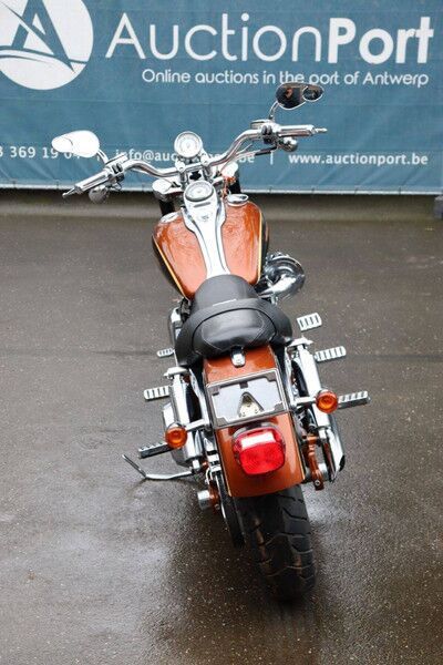 Harley-Davidson Dyna Super Glide CVO - Motocicleta: foto 5 Harley-Davidson Dyna Super Glide CVO - Motocicleta: foto 5