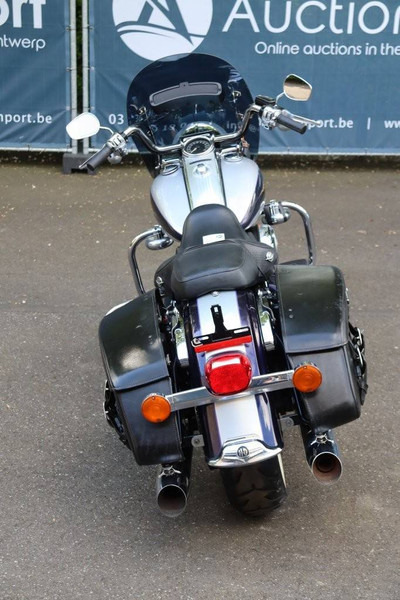 Harley-Davidson Road King Classic TOuring - Motocicleta: foto 5 Harley-Davidson Road King Classic TOuring - Motocicleta: foto 5