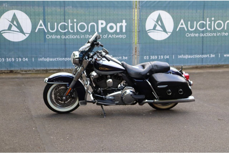 Harley-Davidson Road King Classic TOuring - Motocicleta: foto 1 Harley-Davidson Road King Classic TOuring - Motocicleta: foto 1