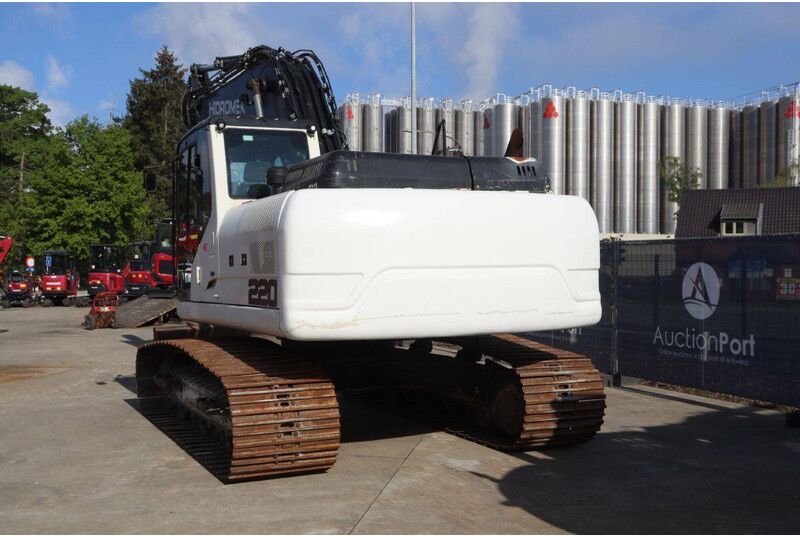 Hidromek HMK220LC3B - Excavadora de cadenas: foto 4 Hidromek HMK220LC3B - Excavadora de cadenas: foto 4
